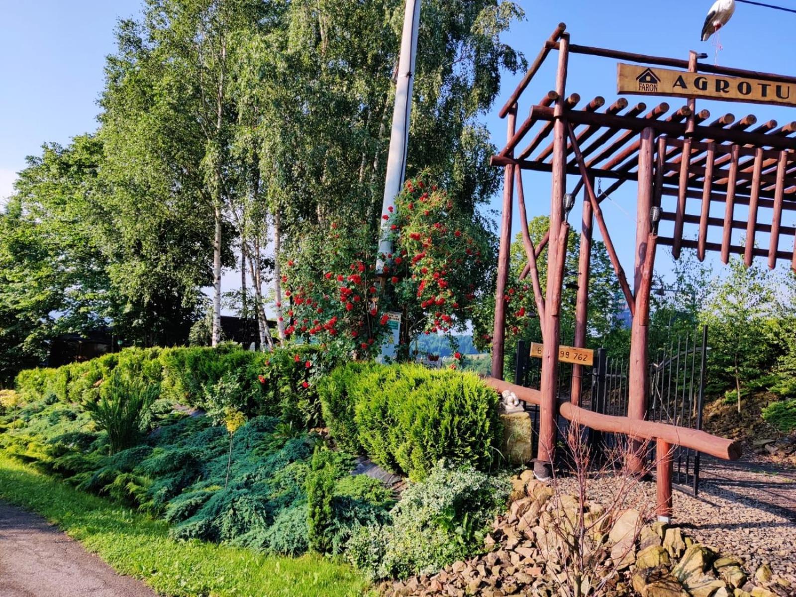 Agroturystyka Faron Rozdziele Zewnętrze zdjęcie